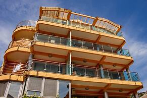 Sea Side Luxury Apartment