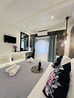 Arlene Suites