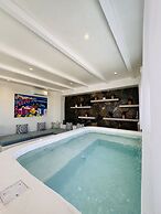 Arlene Suites