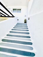 Arlene Suites