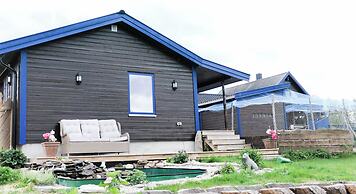 Wild Caribou Wilderness Cabin