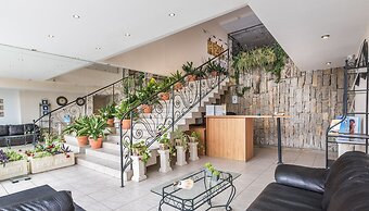 Hotel Lotus