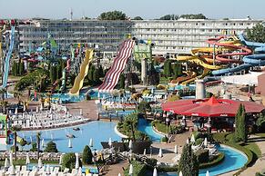 Hotel Lotus