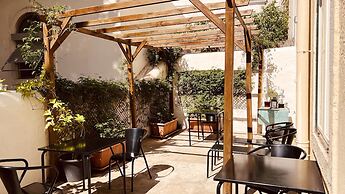 Casa do Jasmim by Shiadu