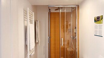 Casa do Jasmim by Shiadu