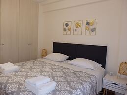 A&J Apartments or Rooms athens airport