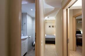 A&J Apartments or Rooms athens airport