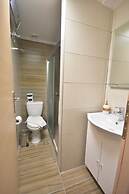 A&J Apartments or Rooms athens airport