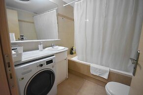 A&J Apartments or Rooms athens airport
