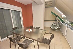 A&J Apartments or Rooms athens airport