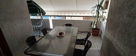 A&J Apartments or Rooms athens airport