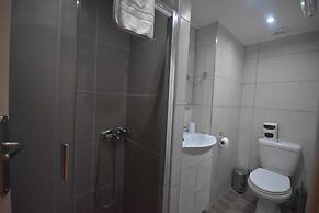 A&J Apartments or Rooms athens airport