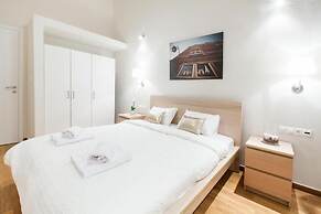 Central Apartments in Psiri