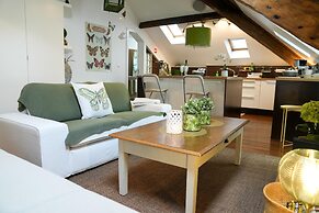 Studios with Mezzanine Rua da Moeda