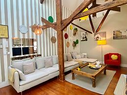 Studios with Mezzanine Rua da Moeda