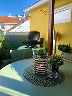 Studios with Mezzanine Rua da Moeda