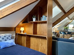 Studios with Mezzanine Rua da Moeda