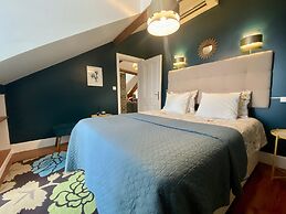 Studios with Mezzanine Rua da Moeda