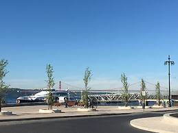 Studios with Mezzanine Rua da Moeda