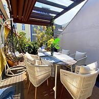 Studios with Mezzanine Rua da Moeda