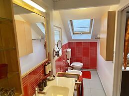 Studios with Mezzanine Rua da Moeda