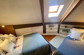 Studios with Mezzanine Rua da Moeda