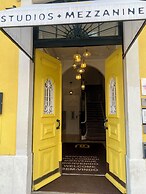 Studios with Mezzanine Rua da Moeda