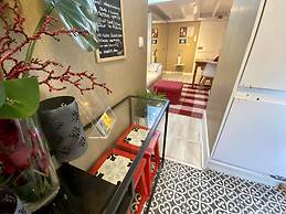 Studios with Mezzanine Rua da Moeda