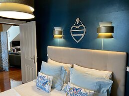 Studios with Mezzanine Rua da Moeda