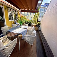 Studios with Mezzanine Rua da Moeda