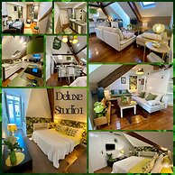 Studios with Mezzanine Rua da Moeda