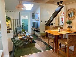 Studios with Mezzanine Rua da Moeda