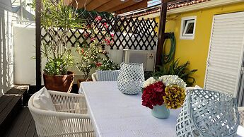 Studios with Mezzanine Rua da Moeda