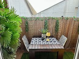 Studios with Mezzanine Rua da Moeda