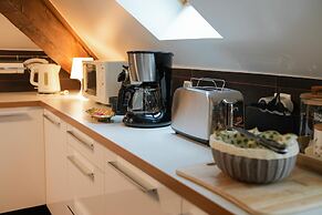 Studios with Mezzanine Rua da Moeda