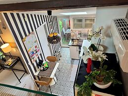 Studios with Mezzanine Rua da Moeda