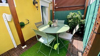 Studios with Mezzanine Rua da Moeda