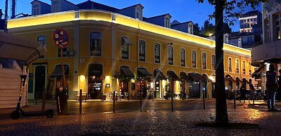 Studios with Mezzanine Rua da Moeda