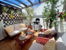 Studios with Mezzanine Rua da Moeda