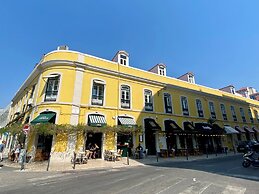 Studios with Mezzanine Rua da Moeda