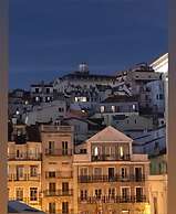 Studios with Mezzanine Rua da Moeda