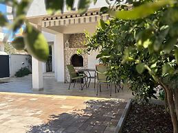 Spacious Chic Residence