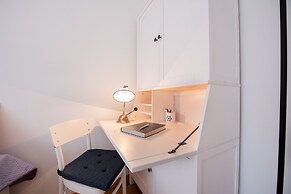 Spacious Chic Residence