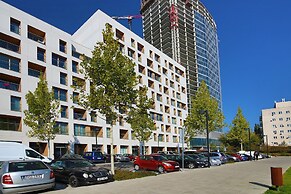 ShortStayPoland Kolejowa - B10