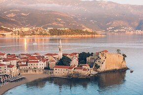 Iberostar Waves Slavija