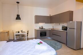 Large Filippini residence a few meters from the Arena