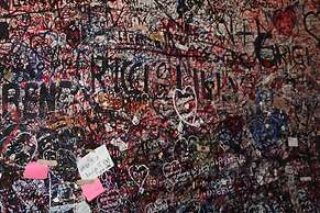 Large Filippini residence a few meters from the Arena