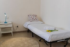 Large Filippini residence a few meters from the Arena