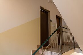 Large Filippini residence a few meters from the Arena