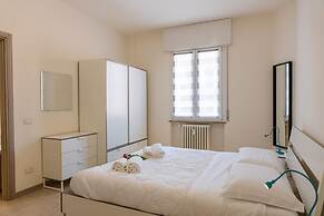 Large Filippini residence a few meters from the Arena